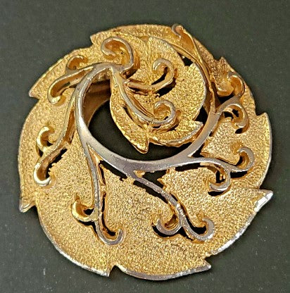 Scarf Clip - gold tone round cut out 1 inch