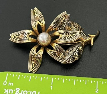 Brooch - Spanish damascene Single pearl Floral Brooch 2 inches