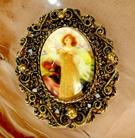 Brooch hand painted cameo  goldtone porcelain 1.5 Inches