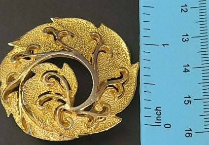 Scarf Clip - gold tone round cut out 1 inch