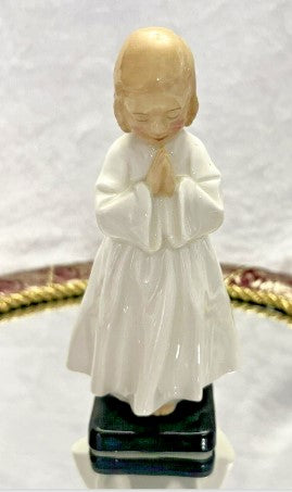 Royal Doulton Hn1978 Bedtime Girl Saying Prayers Figurine 5-3/4"-1943