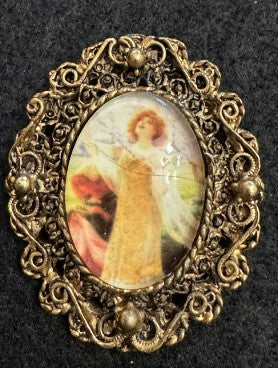 Brooch hand painted cameo  goldtone porcelain 1.5 Inches