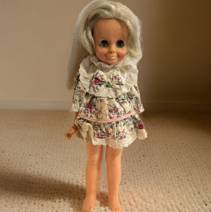 Crissy Doll 1960s   can change hair length 16 inches tall