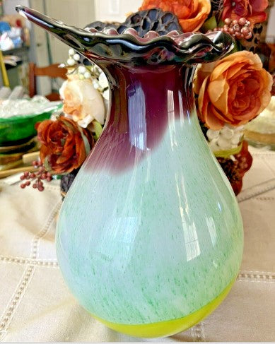 Vintage Hand-Blown Art Glass Vase Amethyst to Green Ruffle Top Heavy 9lbs