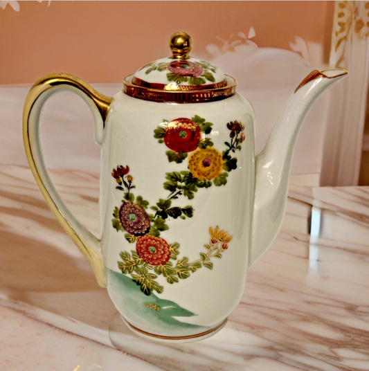 Vintage  Kutani China Teapot-Yamazaki Co.- Floral-Heavy Gold-Porcelain