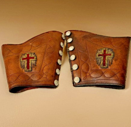 Antique Leather Templar Knight Gauntlets  (see pics for condition) display only