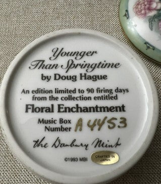 The Danbury Mint Floral Enchantment Musicbox "Younger than Springtime" 1993 A445