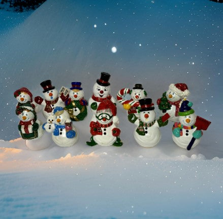 Snowmen- Lot of  11 small Ceramic  Christmas winter