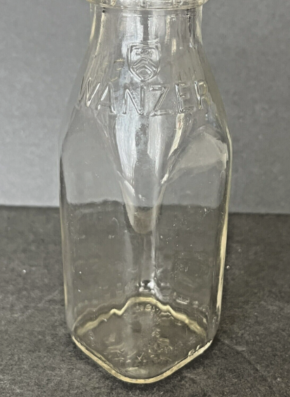 Vtg  Milk Dairy Association 1 Pint Embossed Milk Bottle Chicago IL