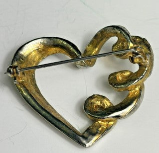 brooch  heart shape goldtone 1.5 Inches