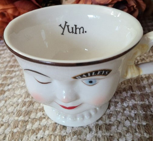 Vintage Baileys Irish Cream Cup 3” Winking Mrs Yum Creamer 1996 Limited Edition