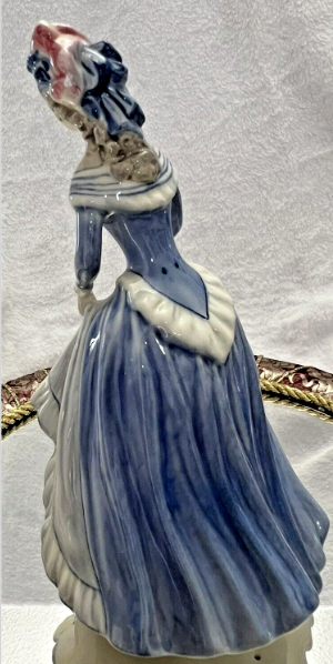 Goldcrest Creation Rendezvous By P. Porcher Figurine #818 Lady In Blue Dress