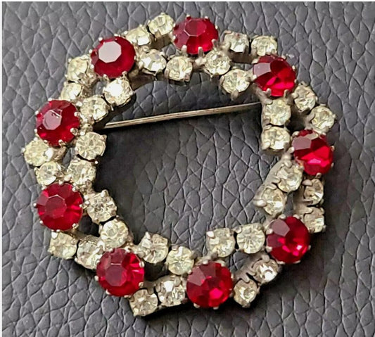 Timeless Elegance: Vintage Red & White Rhinestone Brooch - 1.25 Inches