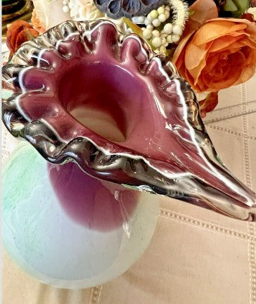 Vintage Hand-Blown Art Glass Vase Amethyst to Green Ruffle Top Heavy 9lbs