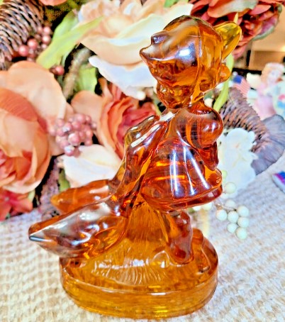 LE Smith GOOSE GIRL Hummel style Amber Glass 6" figurine