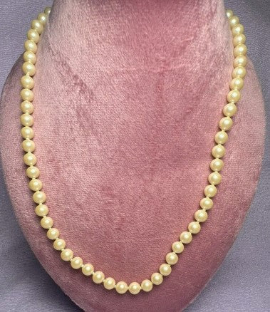 Pearl Necklace  Knotted 22 Inches Cream Fish Hook Fastner