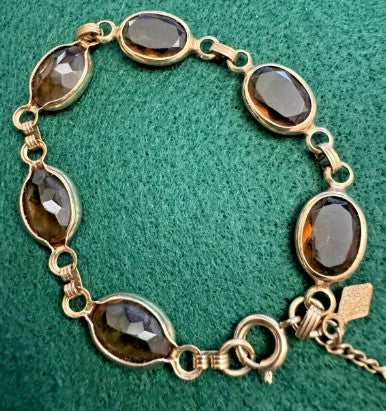 Vintage Sarah Coventry Bracelet ~ Faux stone topaz ~ gold tone 7.5" link Glass