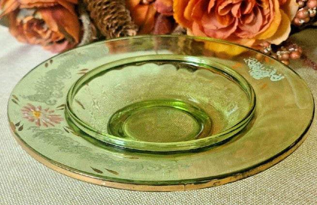 Hand painted Glass Dish With Lid  Green  6 Inches tall