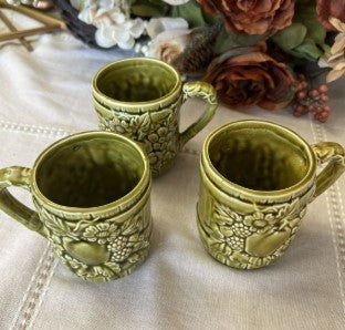 Vintage Tea Set Japan 1950s  Teapot Milk Sugar  3 Cups See pics