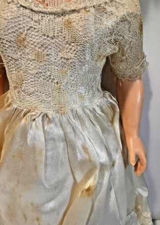 Vintage 20” inches tall Hard Plastic Wedding/Bride Doll ( see Pics)