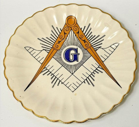 Masonic Freemason Plate  10" Gold Scalloped Edge Trim Vtg  Sanders MFG. U.S.A.